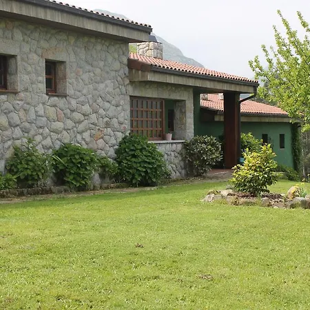 Casa De Aldea La Xana Casa rural Ribadesella