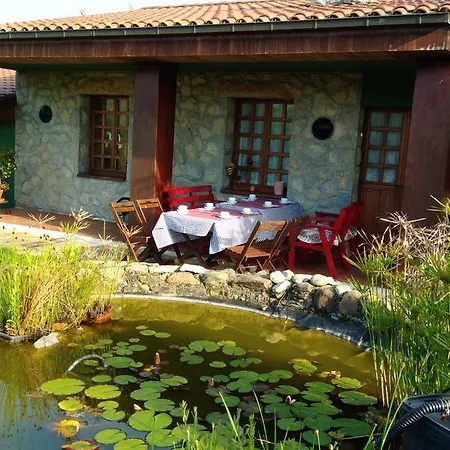 カントリーハウス La Xana リバデセリャ